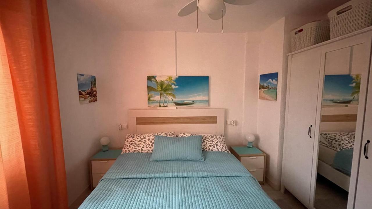 טורבייחה Isla Verde Apartment מראה חיצוני תמונה