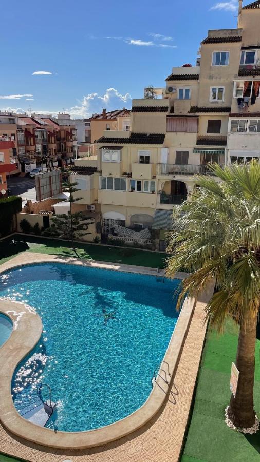 טורבייחה Isla Verde Apartment מראה חיצוני תמונה