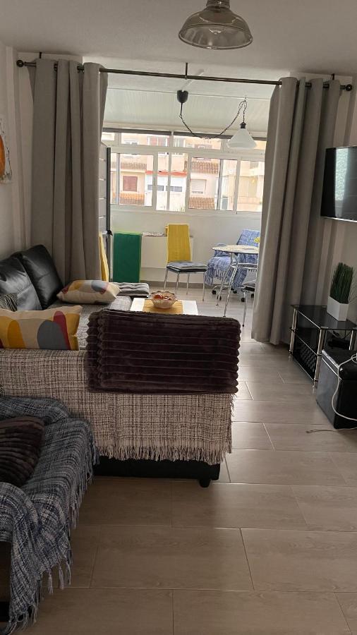 טורבייחה Isla Verde Apartment מראה חיצוני תמונה