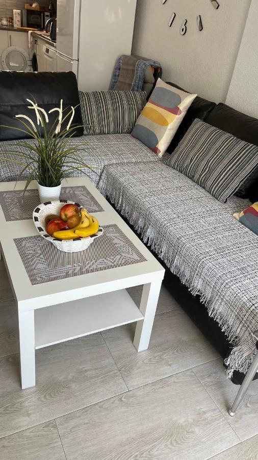 טורבייחה Isla Verde Apartment מראה חיצוני תמונה